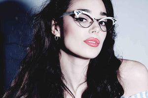 female model wearing joiuss rita gloss white & silver glasses