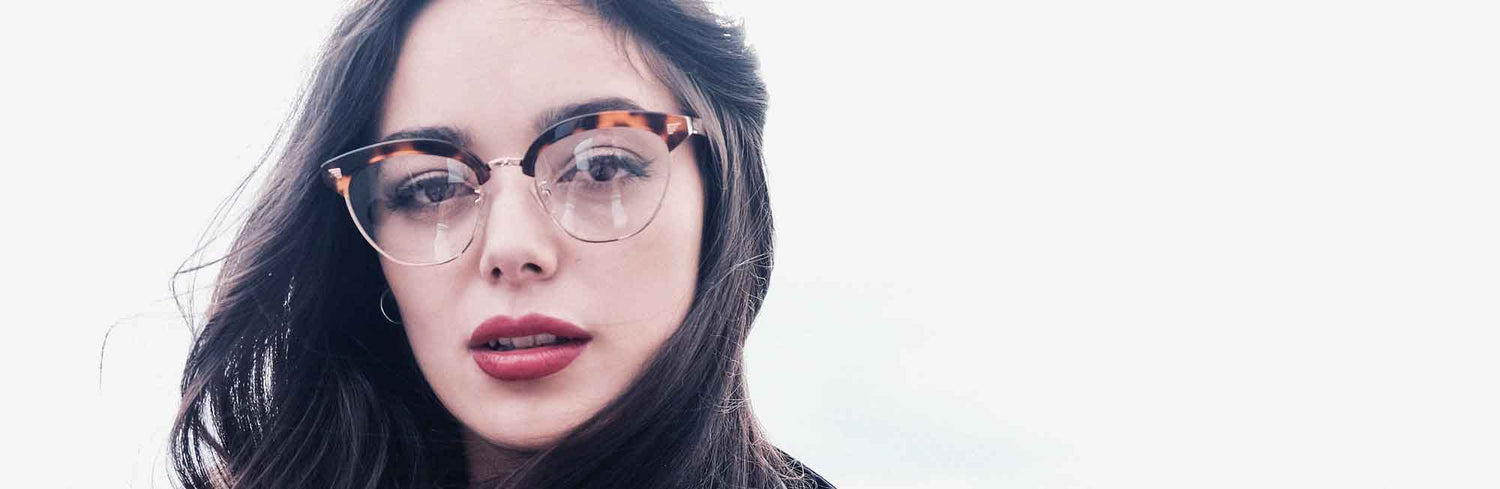 Tortoiseshell Glasses – Classic Style for Men & Women